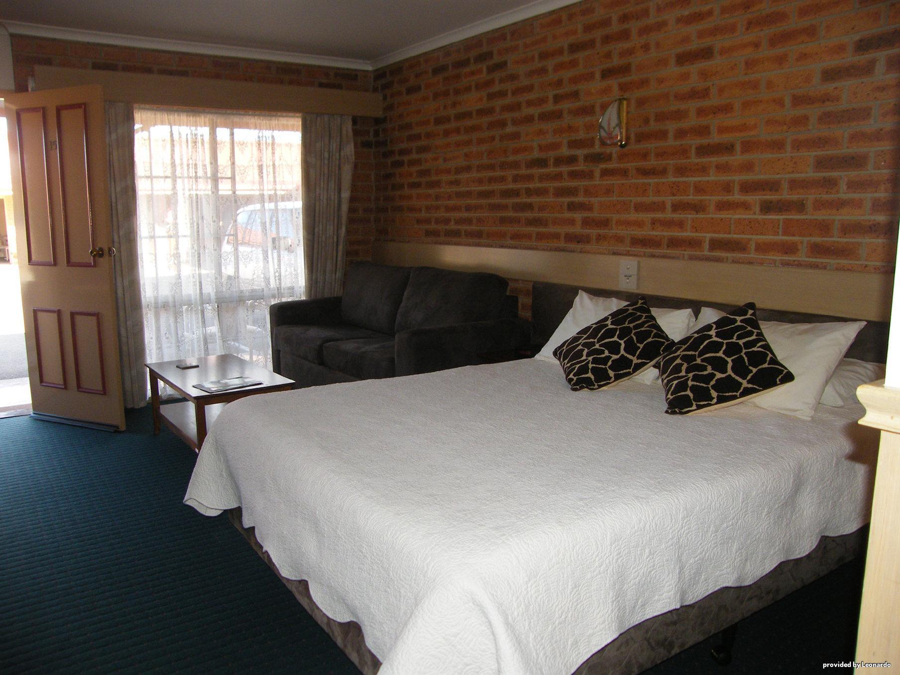 Colonial Motor Inn Bairnsdale Golden Chain Property Cameră foto