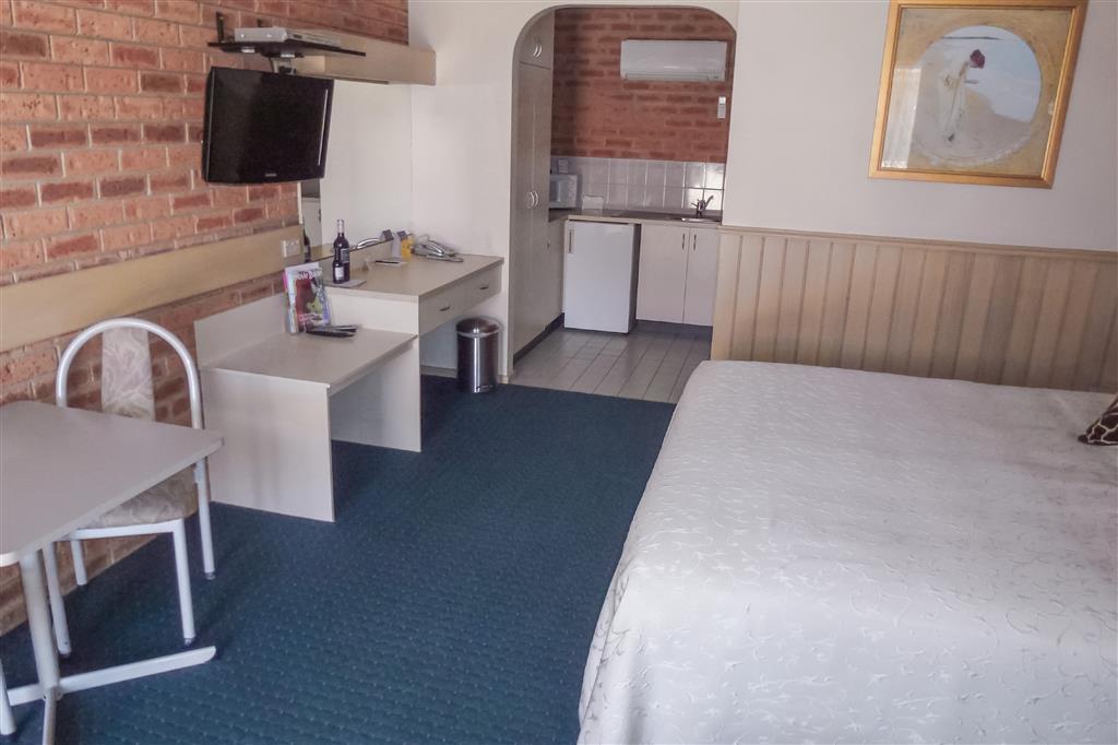 Colonial Motor Inn Bairnsdale Golden Chain Property Cameră foto