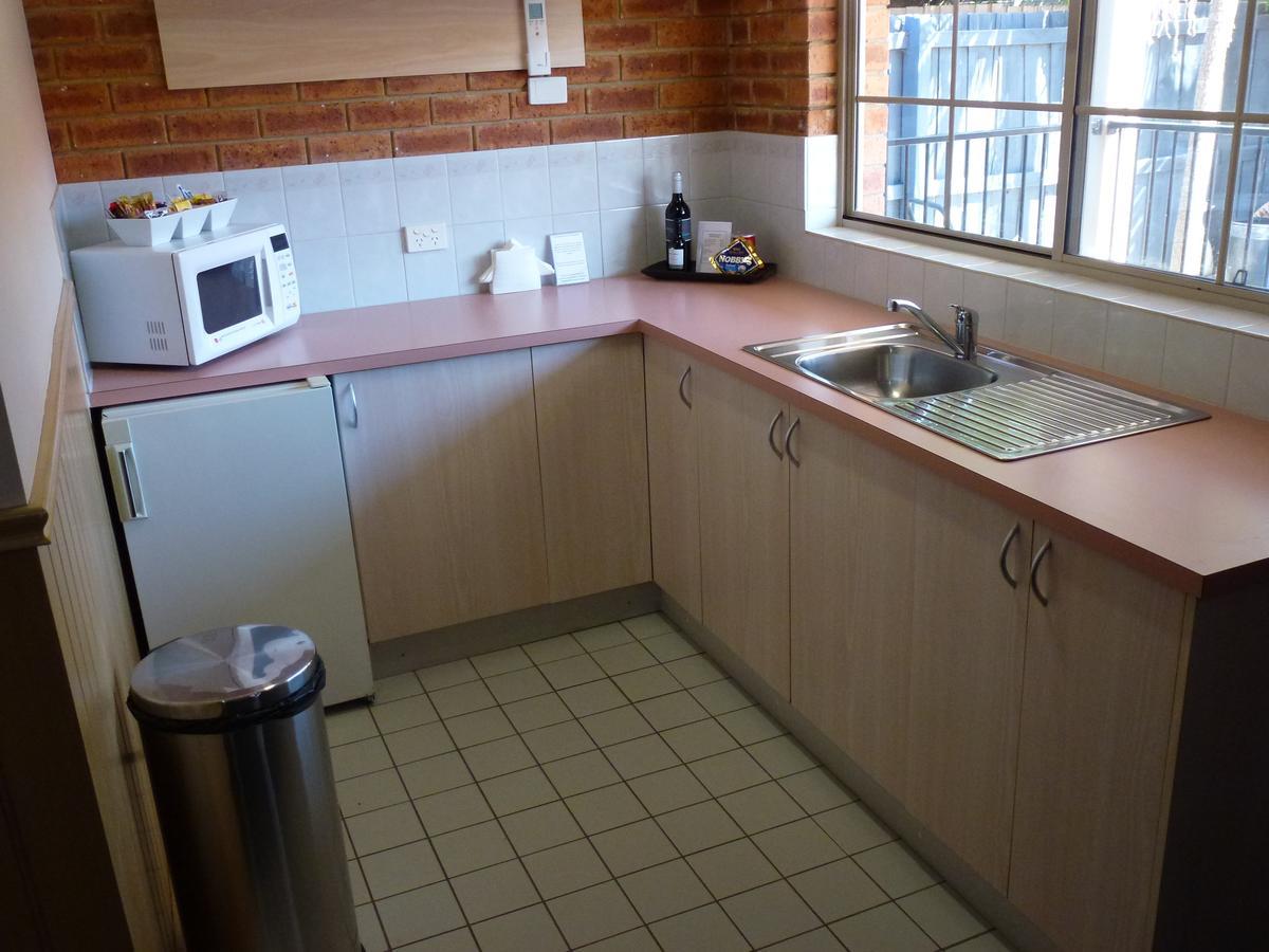 Colonial Motor Inn Bairnsdale Golden Chain Property Exterior foto