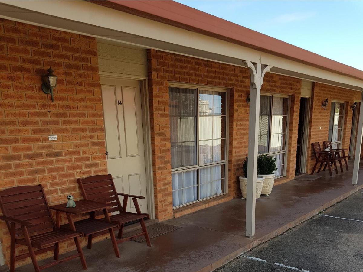 Colonial Motor Inn Bairnsdale Golden Chain Property Exterior foto